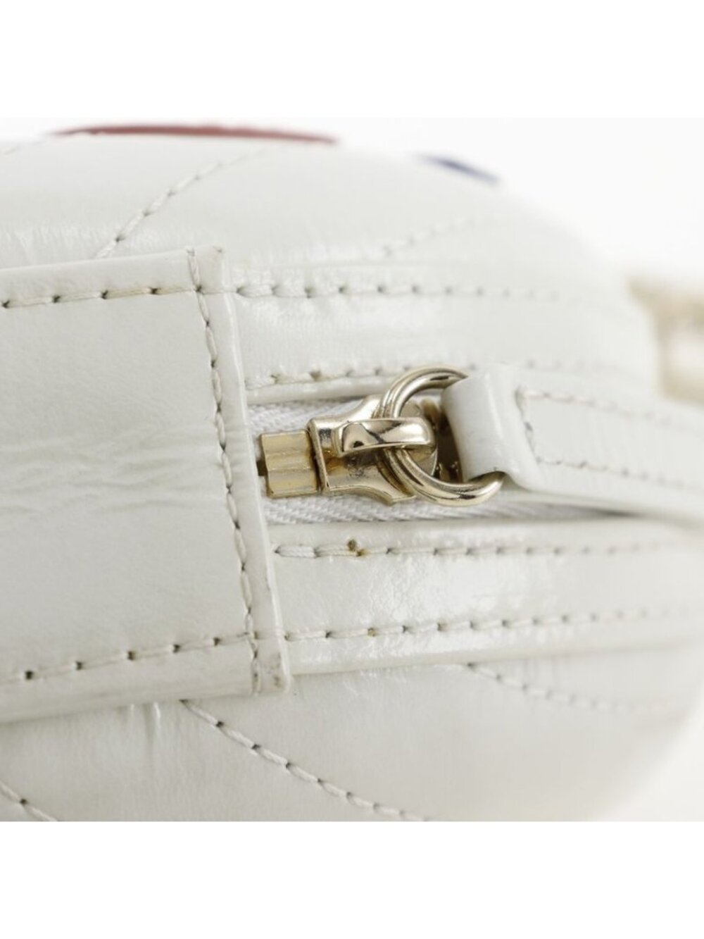 Chanel Chain Shoulder LA Pausa Calf White Bag - Picture 8 of 10